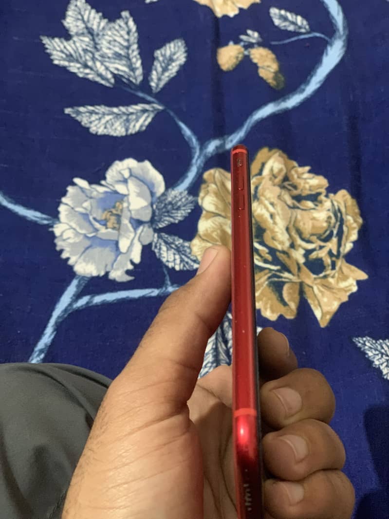 Apple iPhone 8 Plus 2