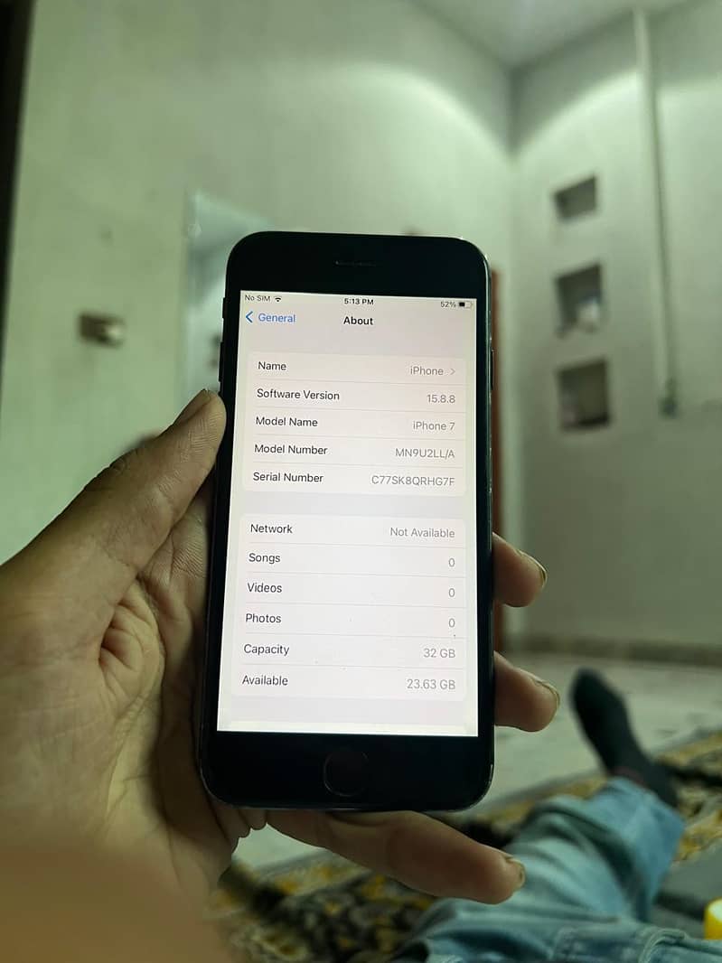 Apple iPhone 7 2