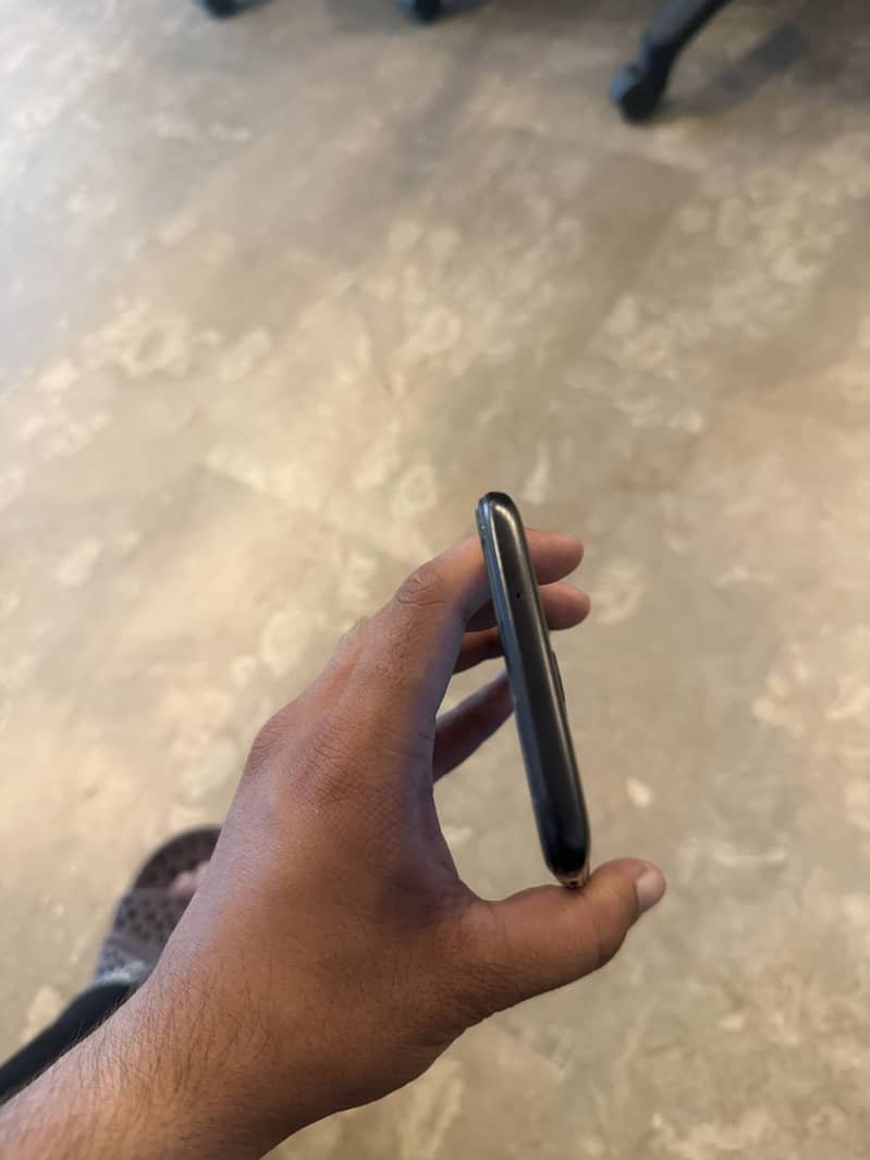 One Plus 6T 3