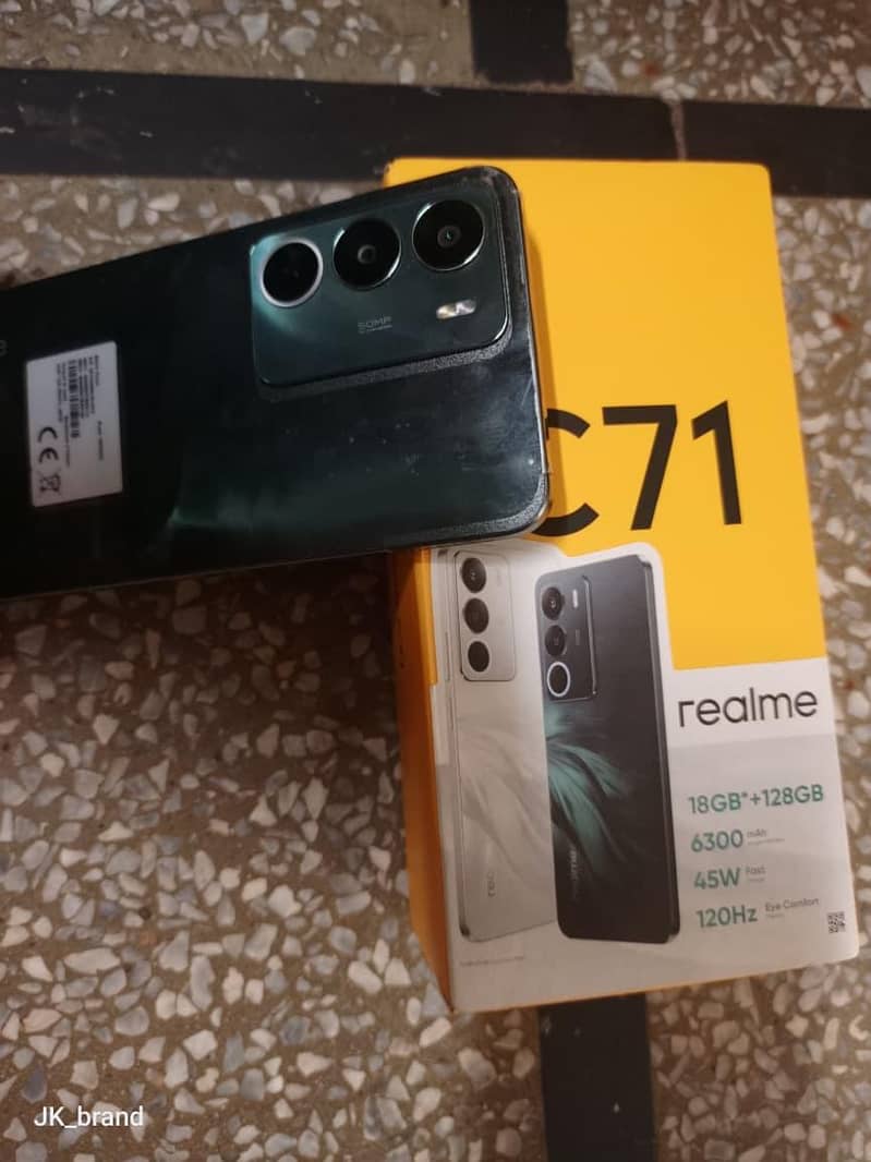 Realme C71 1