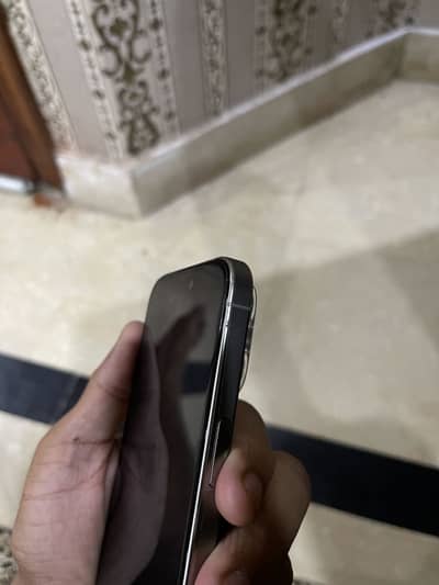 Apple iPhone 15 Pro