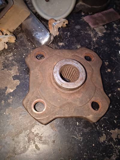 Charade 82 model front spindle
