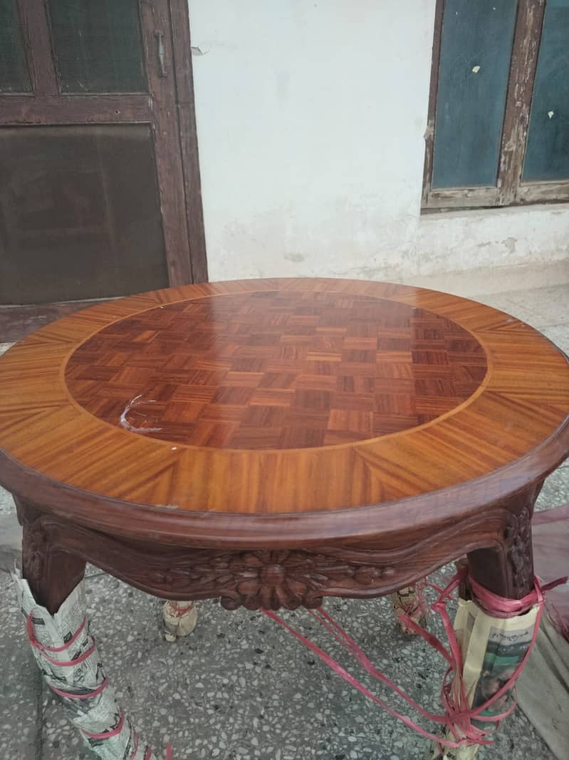 2 cofee table New with 2 coffee chairs 5