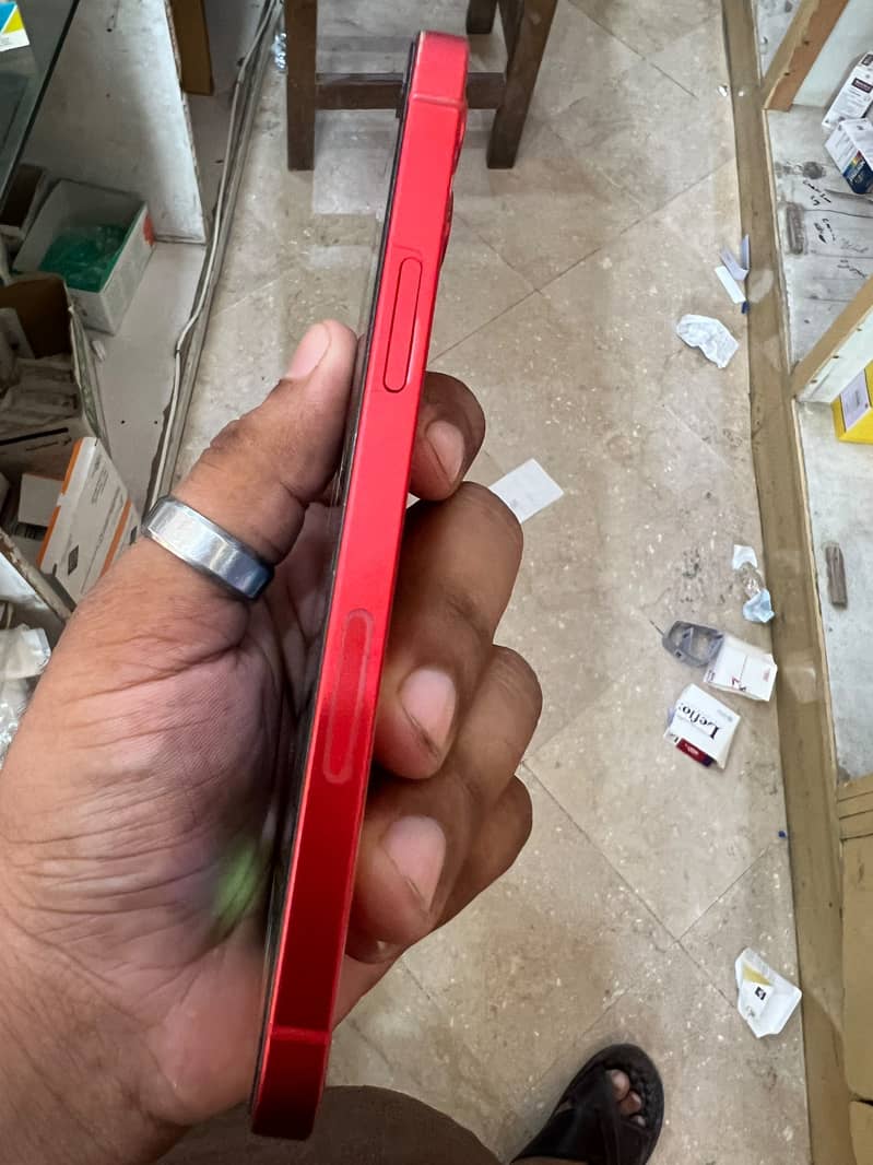 Apple iPhone 12 1