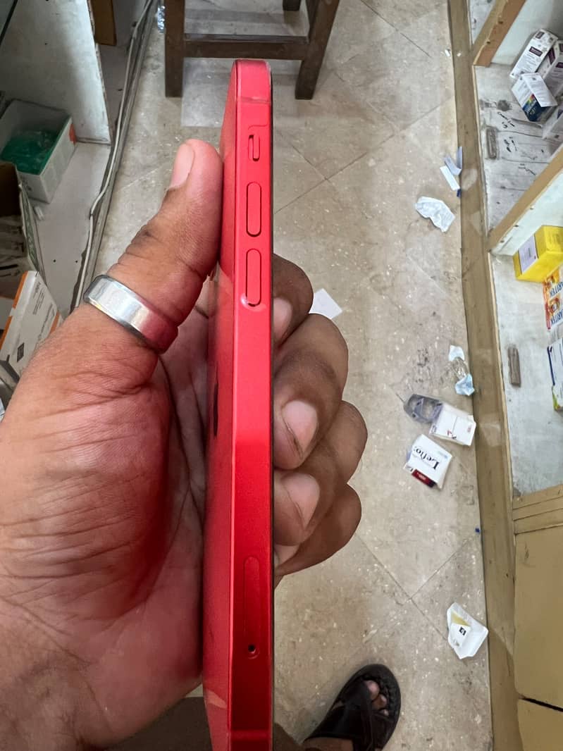 Apple iPhone 12 2