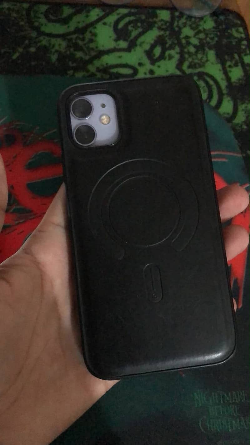 Apple iPhone 11 3