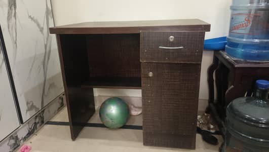 Computer Table for sale