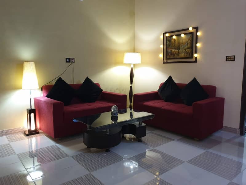 4 seater sofa set with table 3