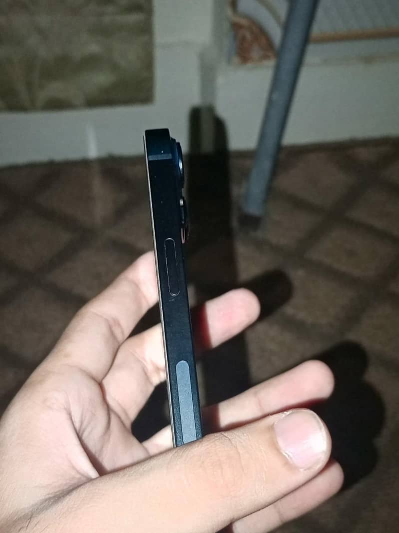 Apple iPhone 14 1