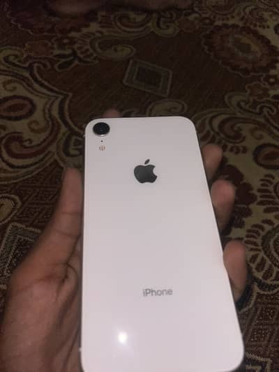 Apple iPhone XR
