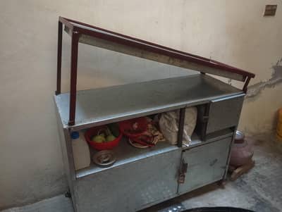 chapli kabab ka counter ha