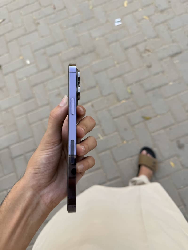 Apple iPhone 14 Pro Max 3