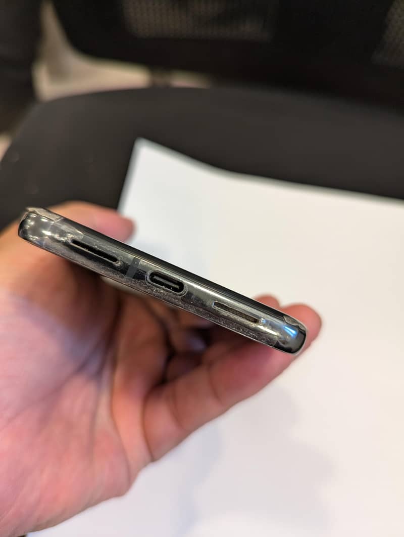 Google Pixel 8 Pro 3