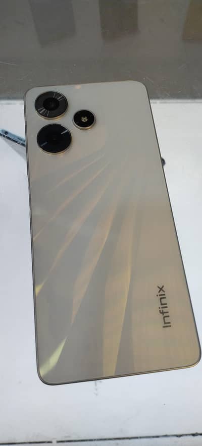 Infinix Hot 30