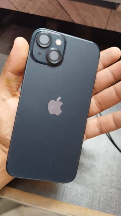 Apple iPhone 13
