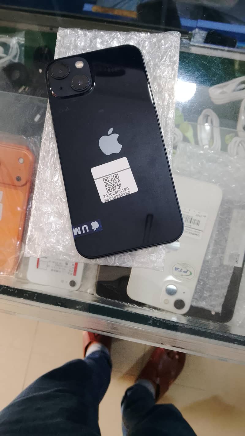 Apple iPhone 13 5