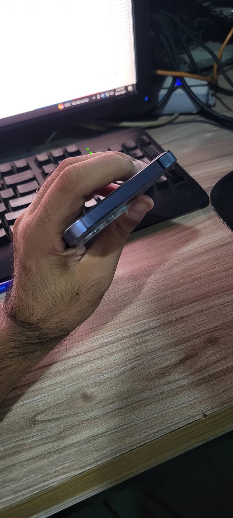 Apple iPhone 13 Pro Max 4