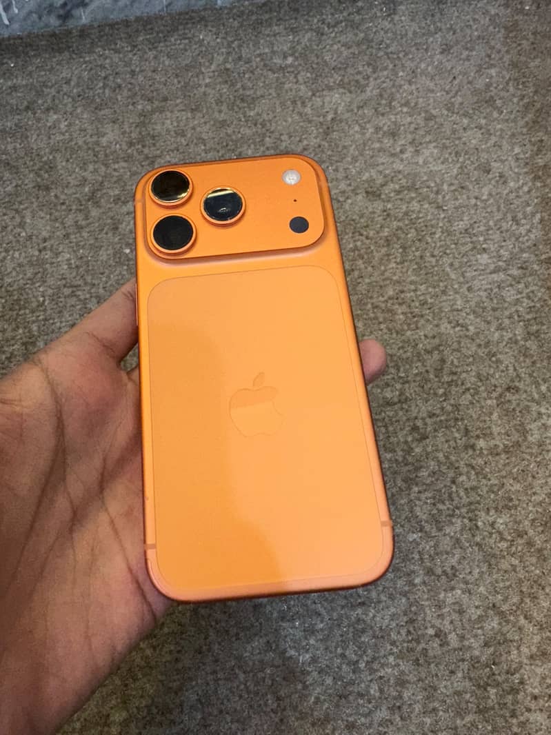 Apple iPhone 17 Pro 0