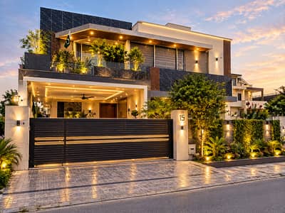 1 kanal Designer House Available For Sale