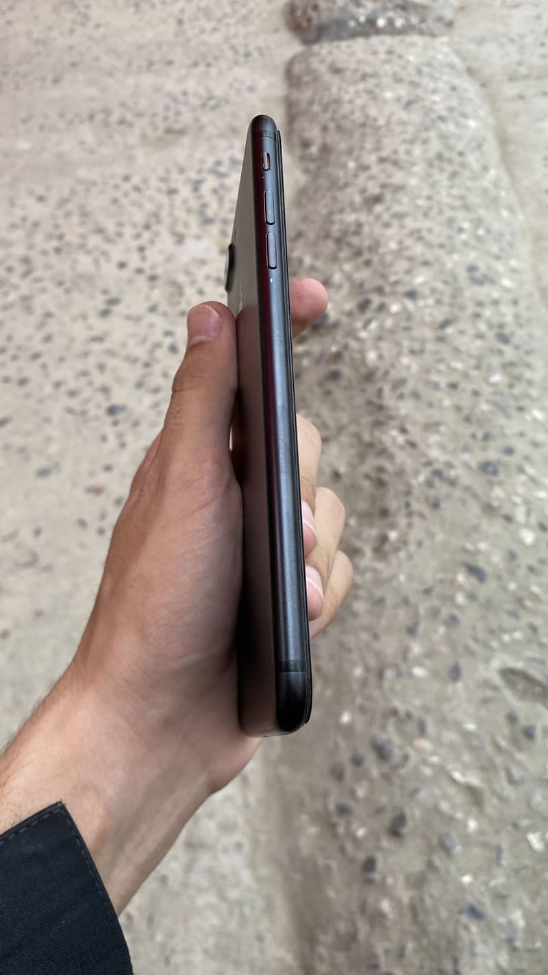 Apple iPhone 7 Plus 2