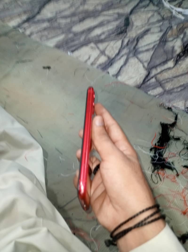 Apple iPhone 11 2