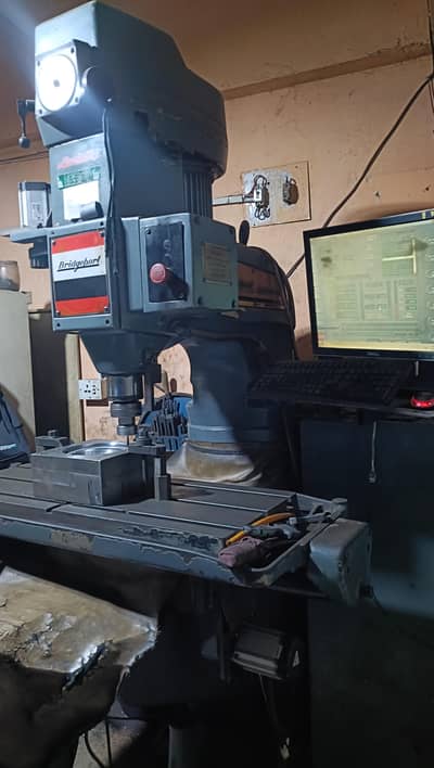 CNC Milling machine