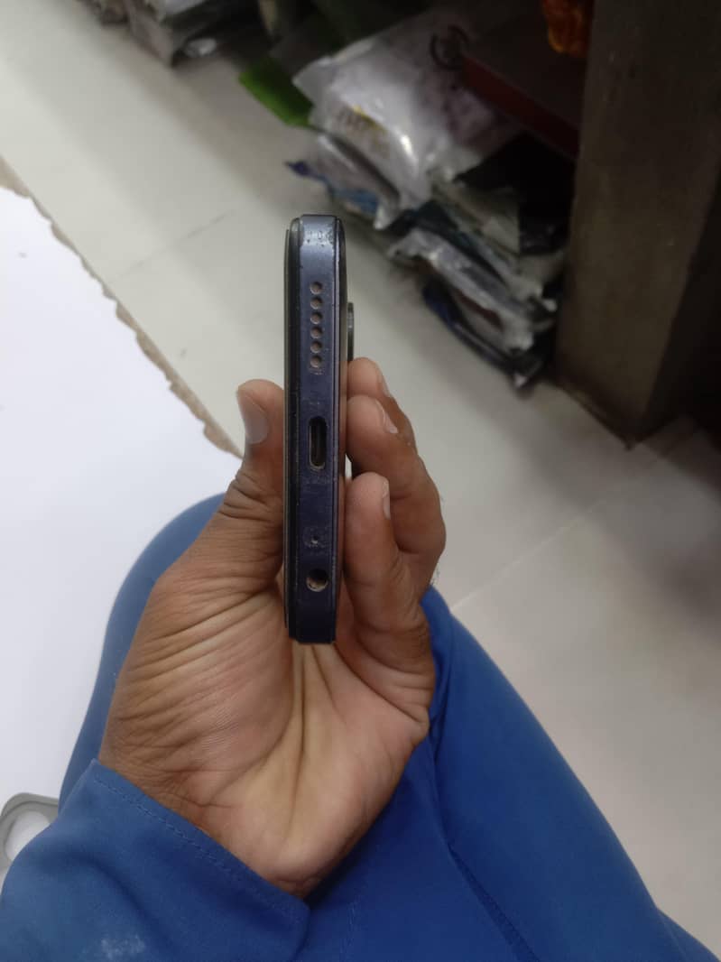 Tecno Spark 20C 4