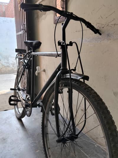 Used Black Cycle in Good Running Condition