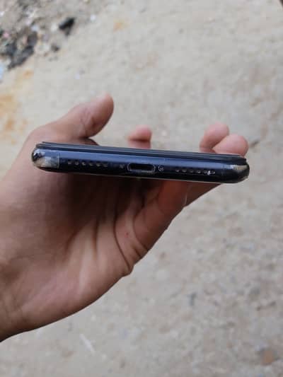 Apple iPhone XR