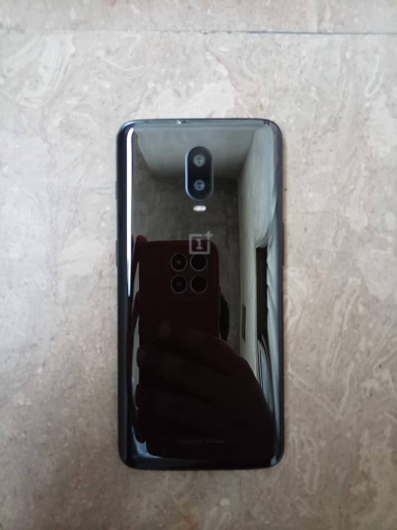 One Plus 6T 1