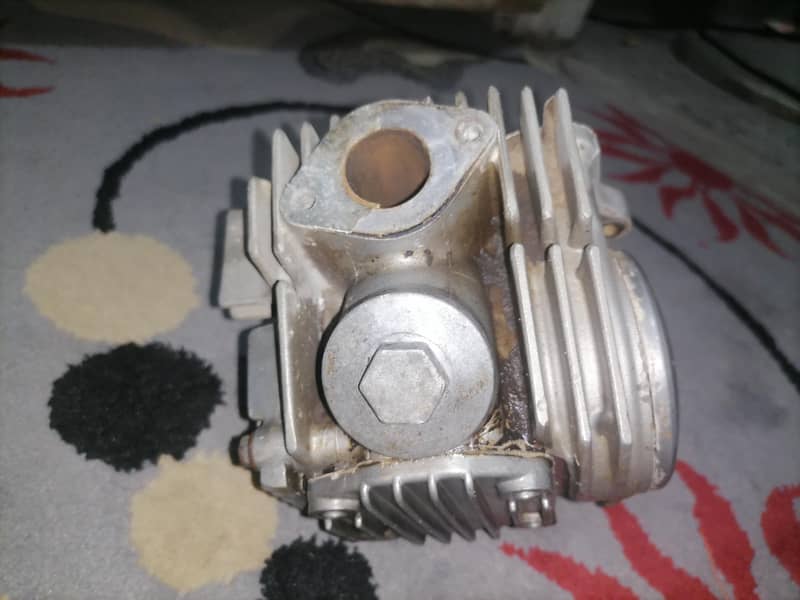 cd70 21 model engine head 4