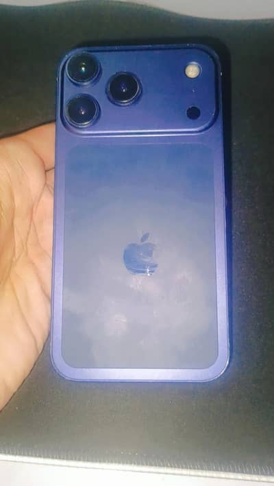 iPhone XR 128GB | 17 Pro Look | Original Panel | Face ID | 90% Battery