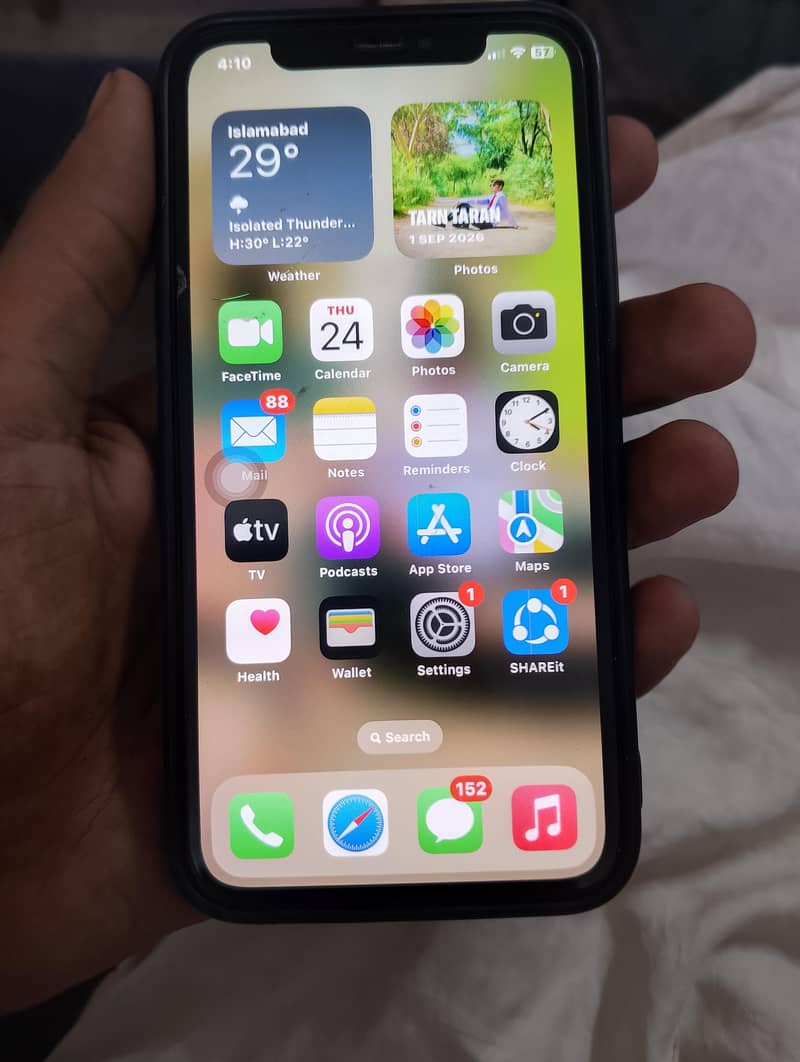 Apple iPhone X 3
