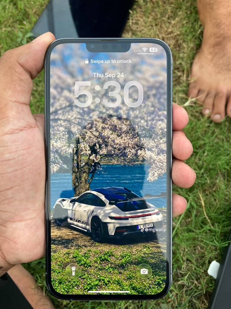 Apple iPhone 13 Pro Max 4