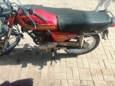 United 125