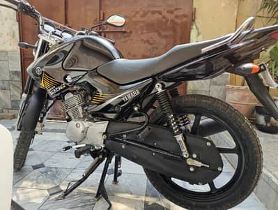 Yamaha YBR 2024 Model | Black | Almost Brand New