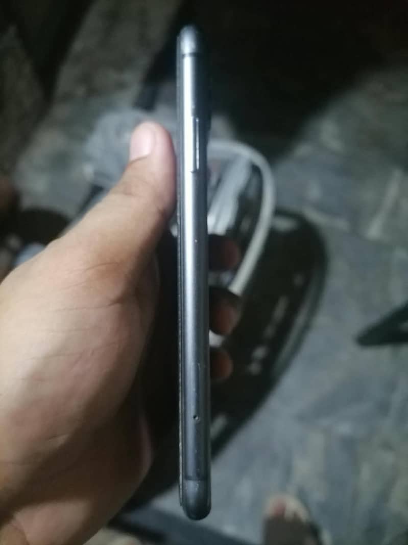 Apple iPhone 11 2