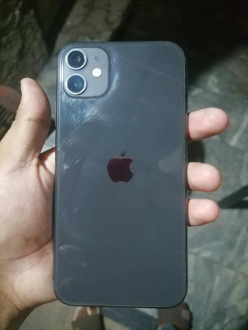 Apple iPhone 11 3