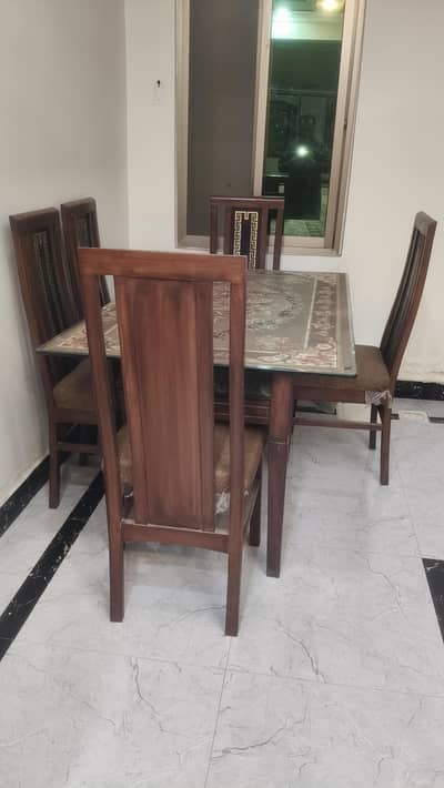 daining table