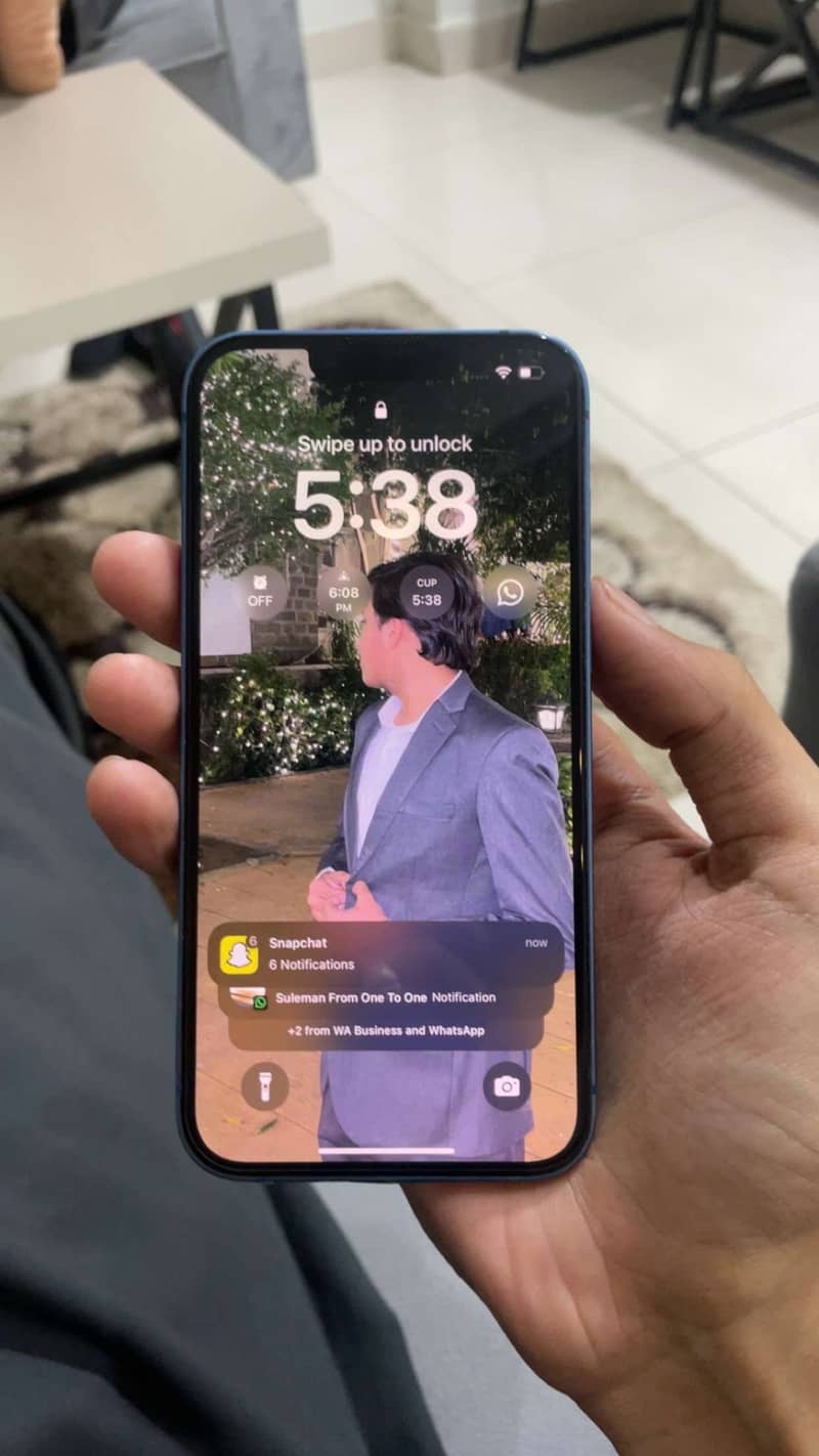 Apple iPhone 13 1