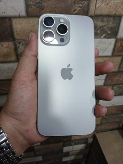 iPhone 16 Pro Max 256GB LLA JV Non PTA