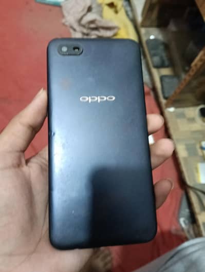 oppo a1k 2/32 box sath hai