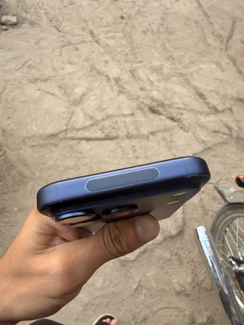 Apple iPhone 17 Pro 2