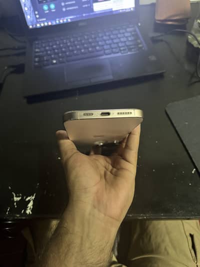 Apple iPhone 16 Pro Max