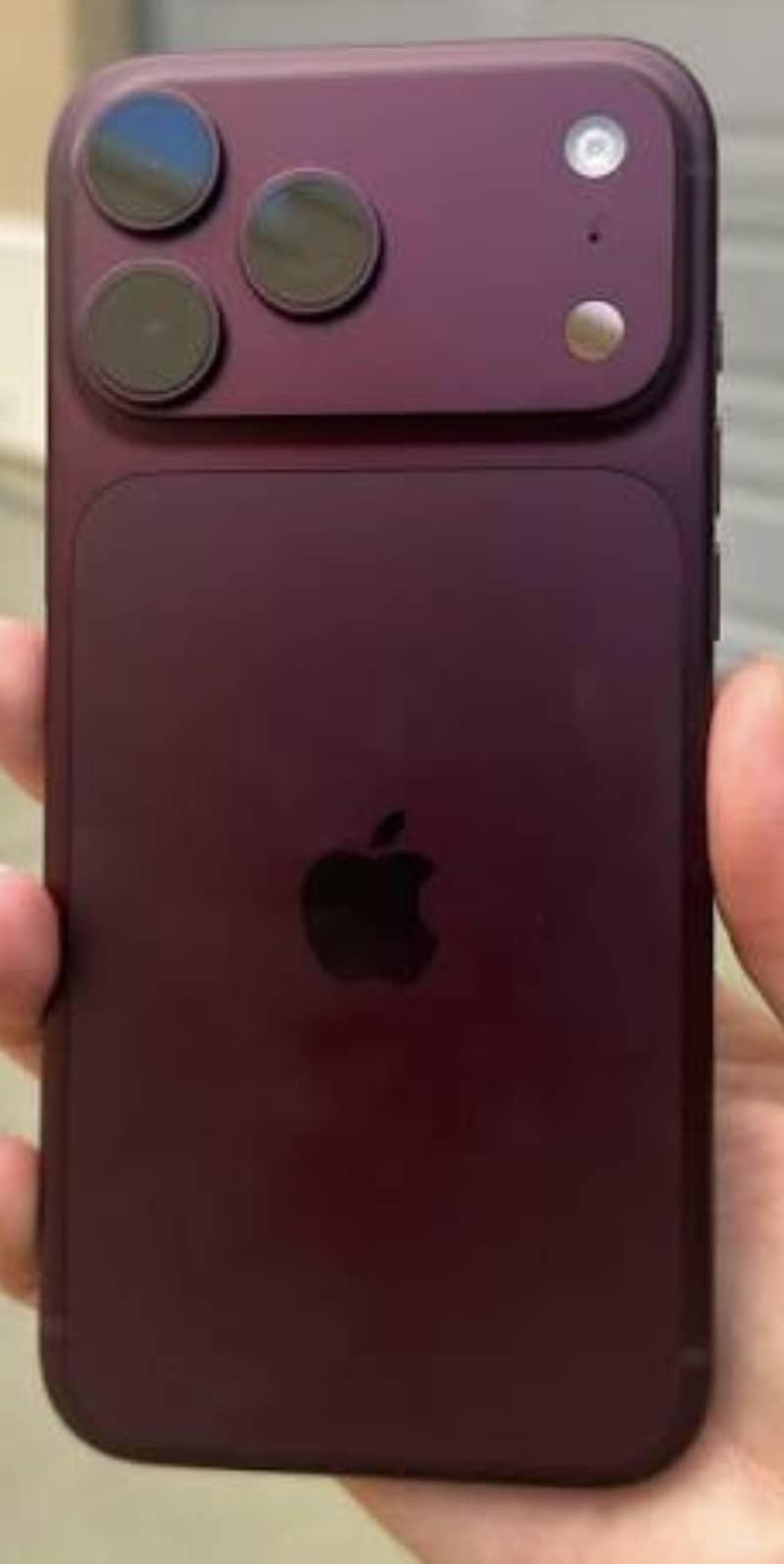 Apple iPhone 18 Pro Max 1