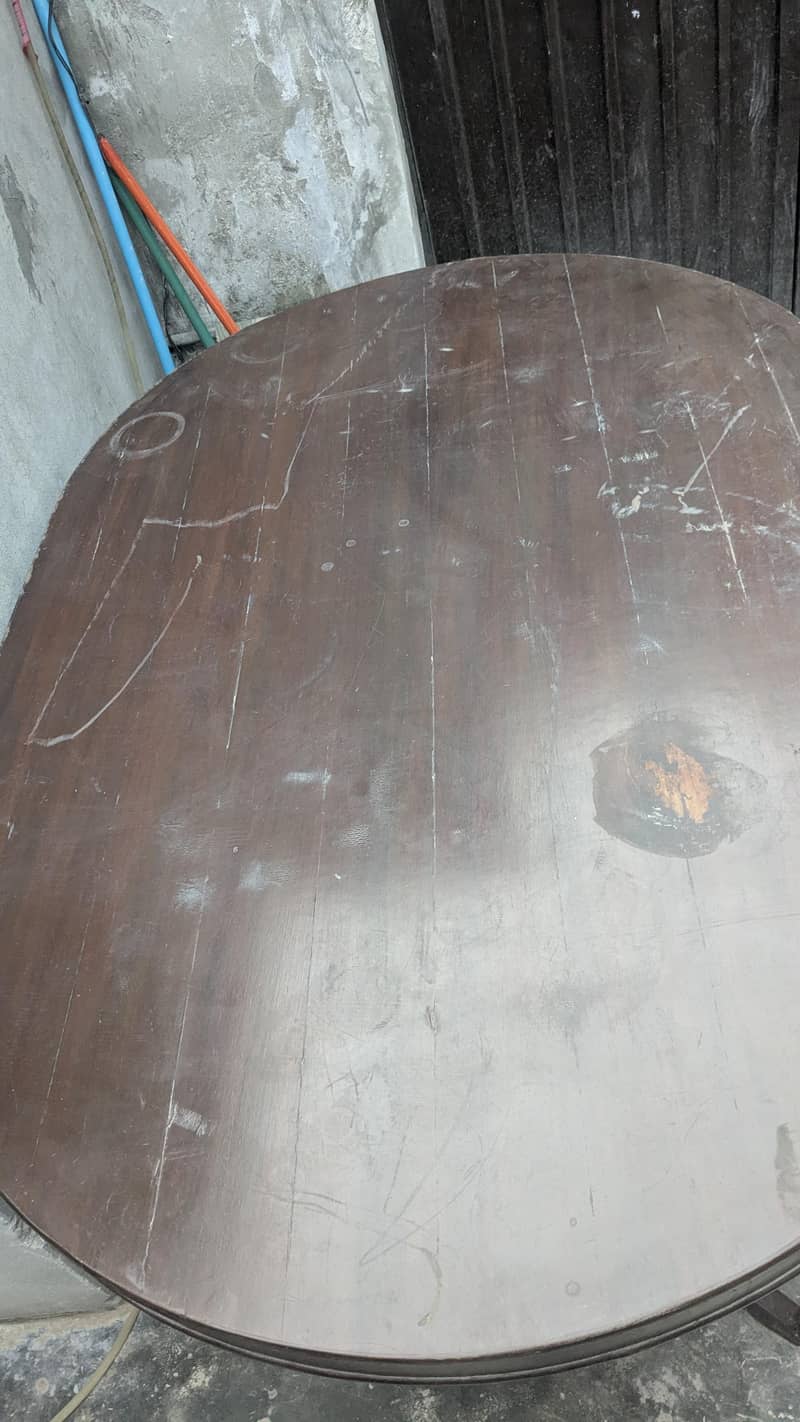 dining table good condition 4