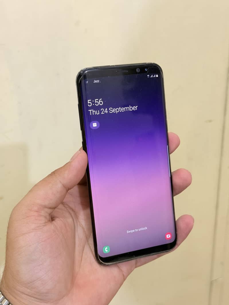 Samsung Mobile S8 Plus 6