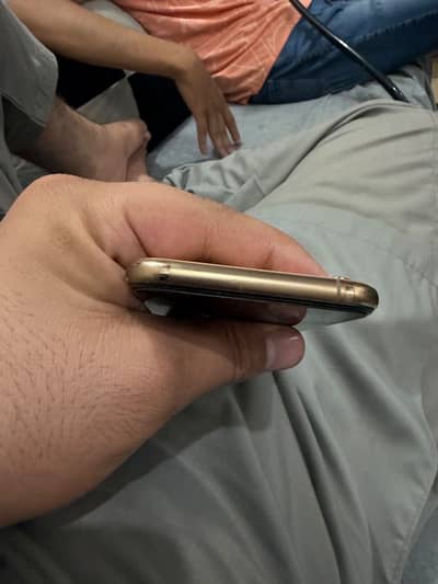 Apple iPhone XS