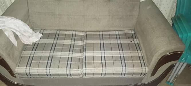 sofa set in good condition