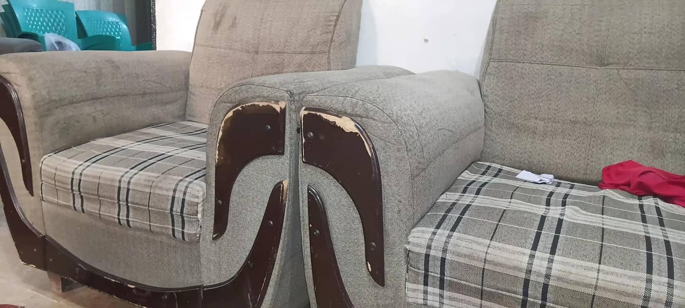 sofa set in good condition 2